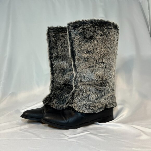 Victoria’s Secret Faux Fur and Leather Boots | Women’s 8B - Picture 1 of 3